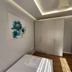 Apartament Cozy Midtown In *