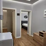 Cozy Midtown In *