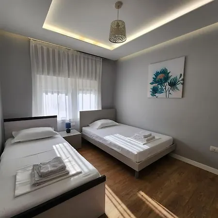Appartamento Cozy Midtown In *