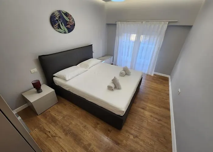 Cozy Midtown In Tirana